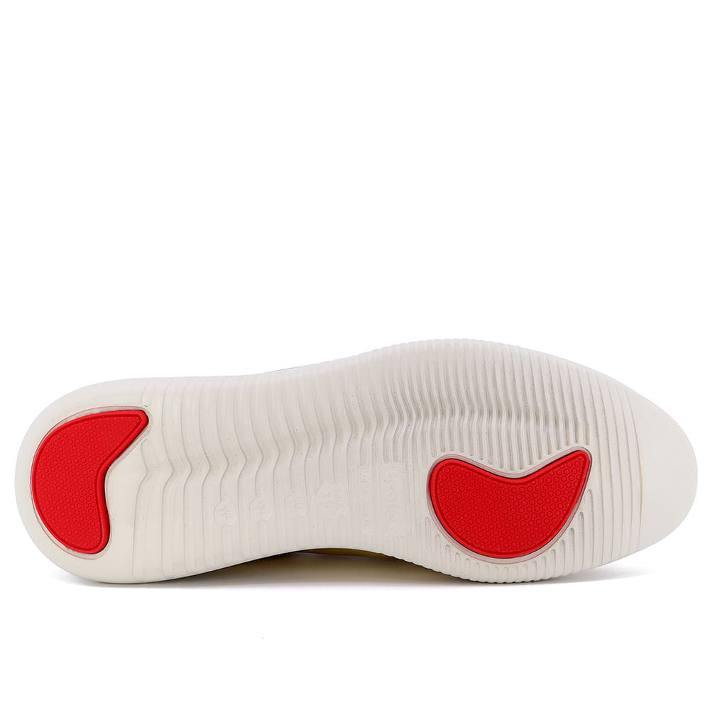 Baskets décontractées en cuir doré avec détails laser