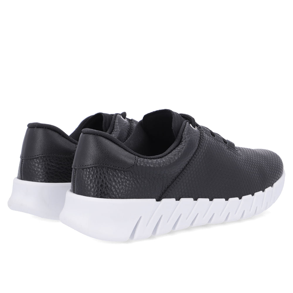 Baskets décontractées en cuir noir avec détails texturés