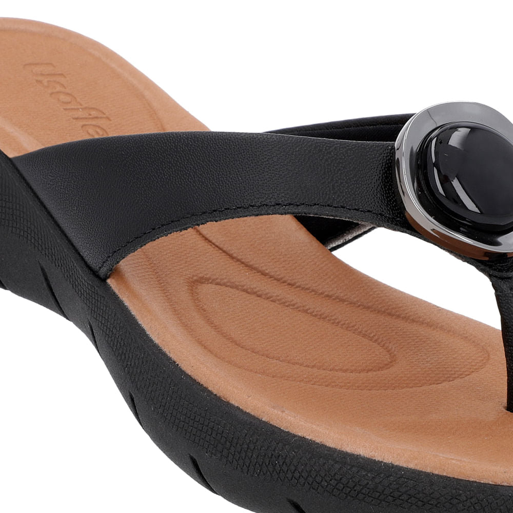 Tongs à plateforme en cuir noir avec détails ornés