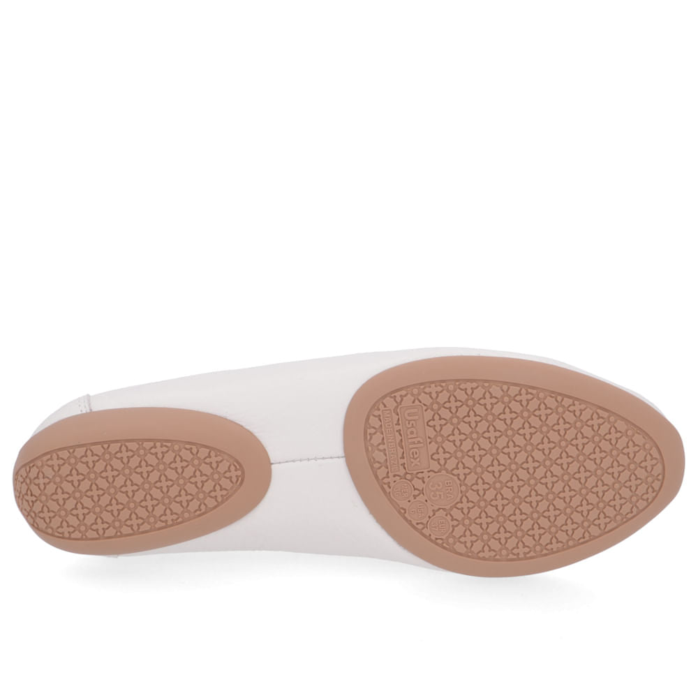 Mocassins basiques en cuir blanc cassé