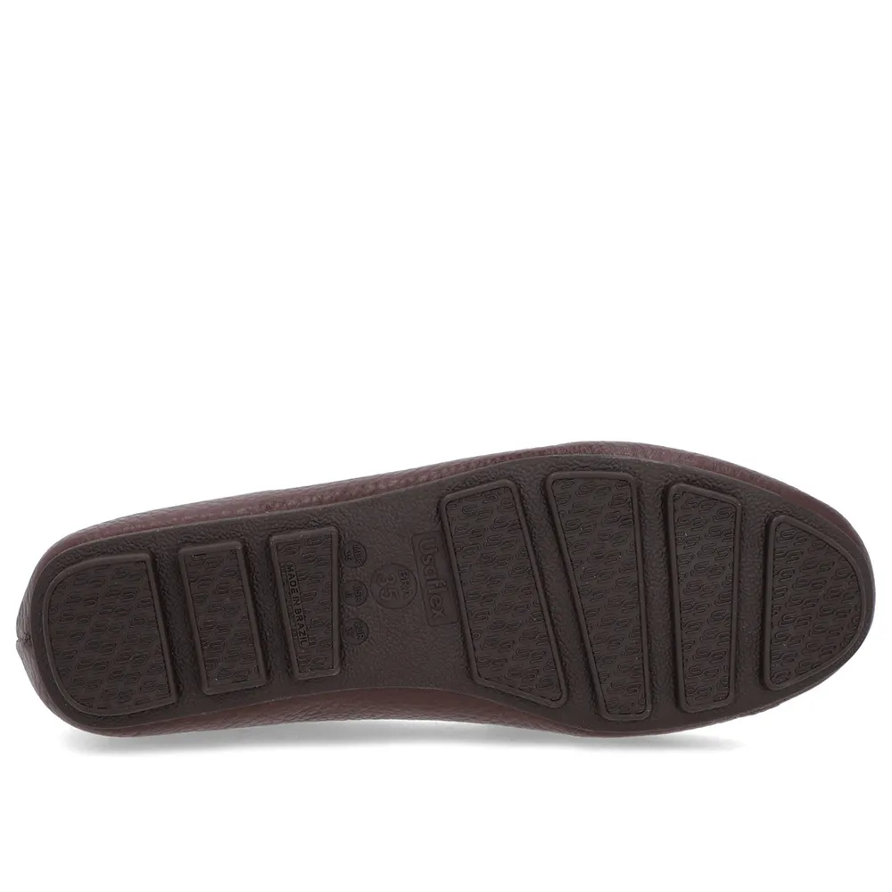 Mocassin marron texturé en cuir à bride