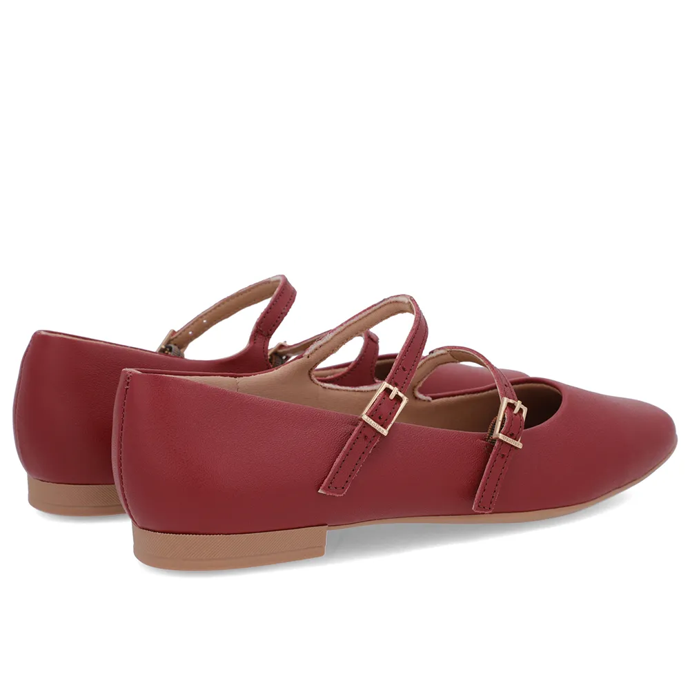 Baskets en cuir rouge avec sangles et boucles