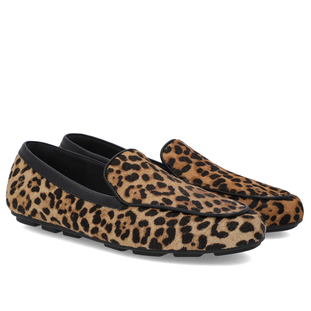 Loafer Pelo Animal Print Bico Redondo