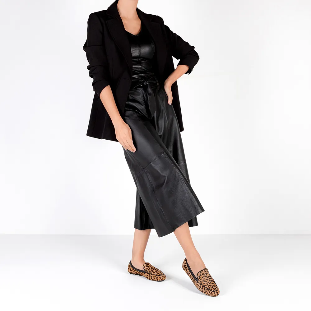Loafer Pelo Animal Print Bico Redondo