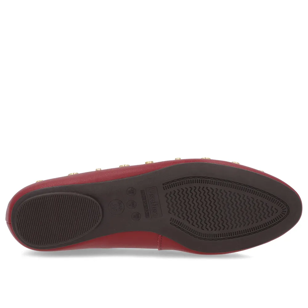 Baskets à rivets en cuir rouges