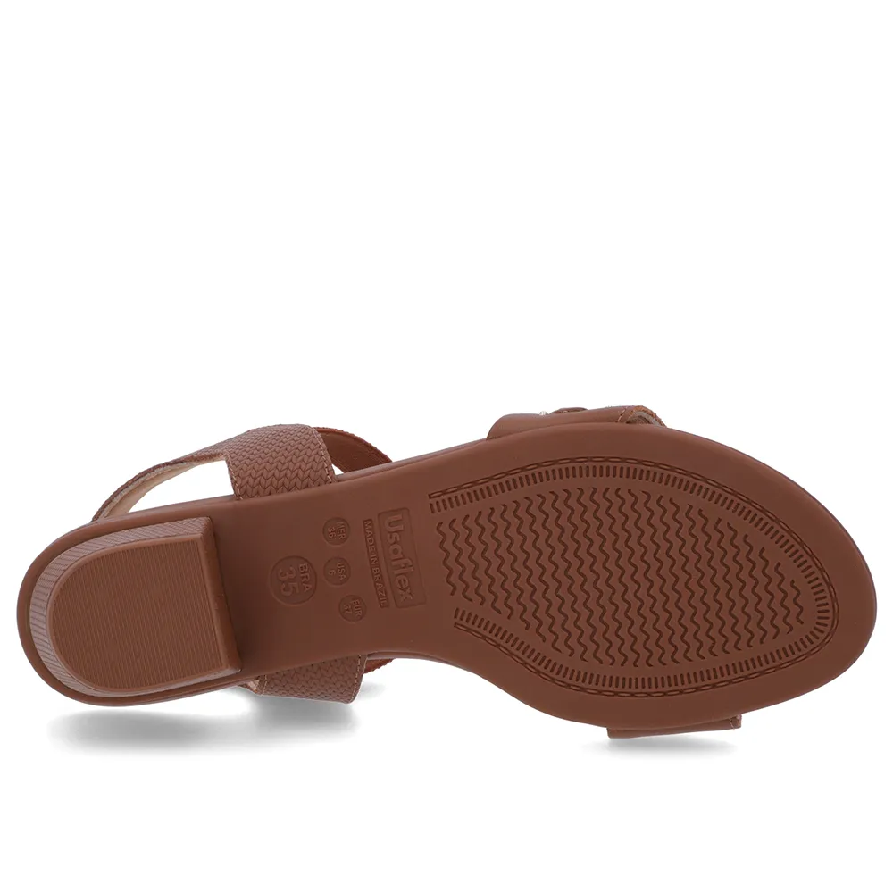 Sandale en cuir marron avec talon bloc et détail de talon