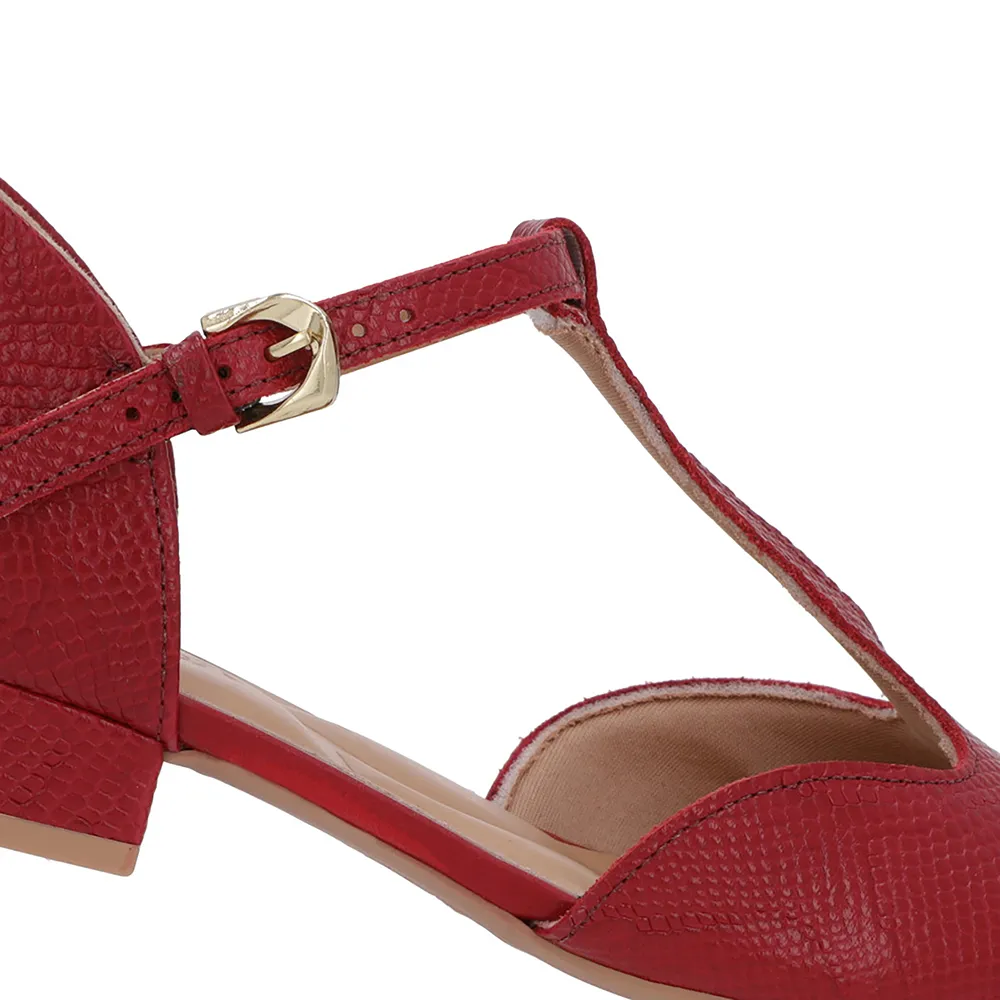 Escarpins en cuir rouge à talon carré fermé