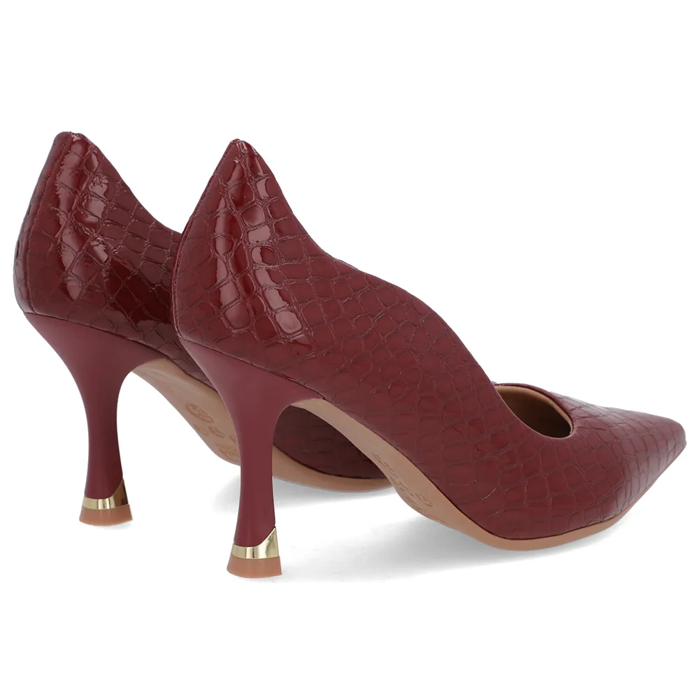 Escarpins en cuir de crocodile rouge à bout pointu et détails découpés
