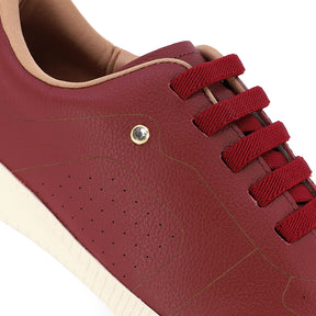 Baskets décontractées en cuir rouge avec détails laser