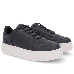 Baskets en cuir noir avec lacets élastiques