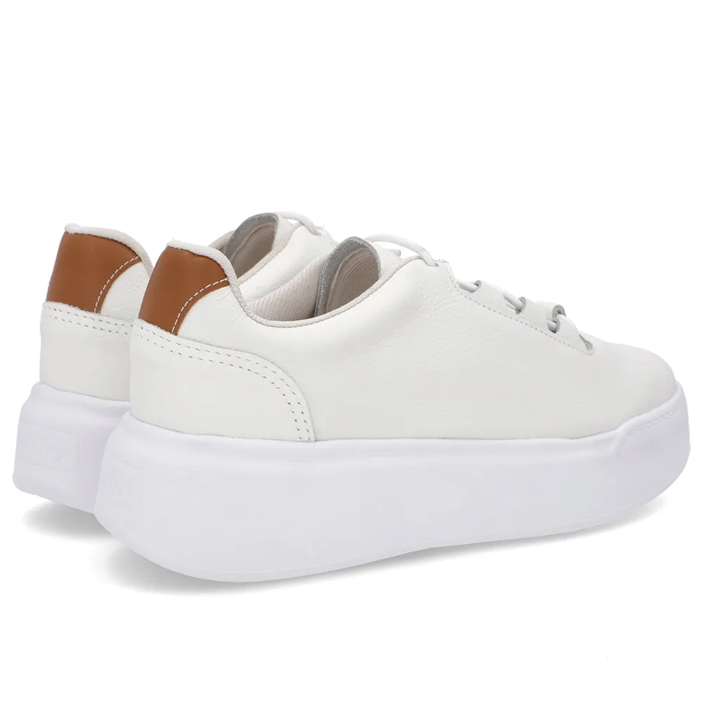 Baskets en cuir blanc à semelle haute et lacets élastiques