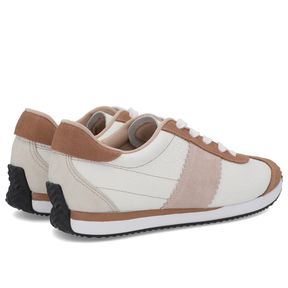 Baskets en cuir blanc avec détails latéraux