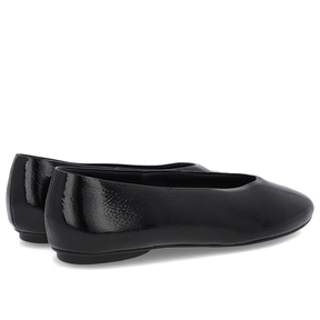 Ballerines rondes découpées en cuir verni noir