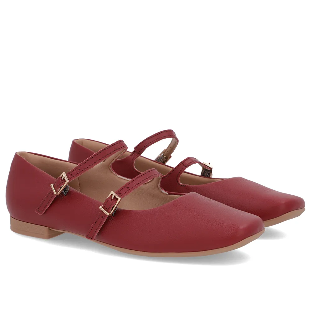 Baskets en cuir rouge avec sangles et boucles
