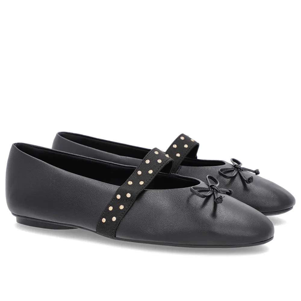 Ballerines en cuir noir avec bride élastique à rivets