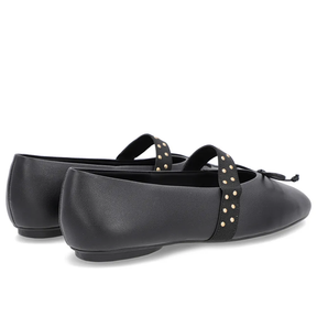 Ballerines en cuir noir avec bride élastique à rivets