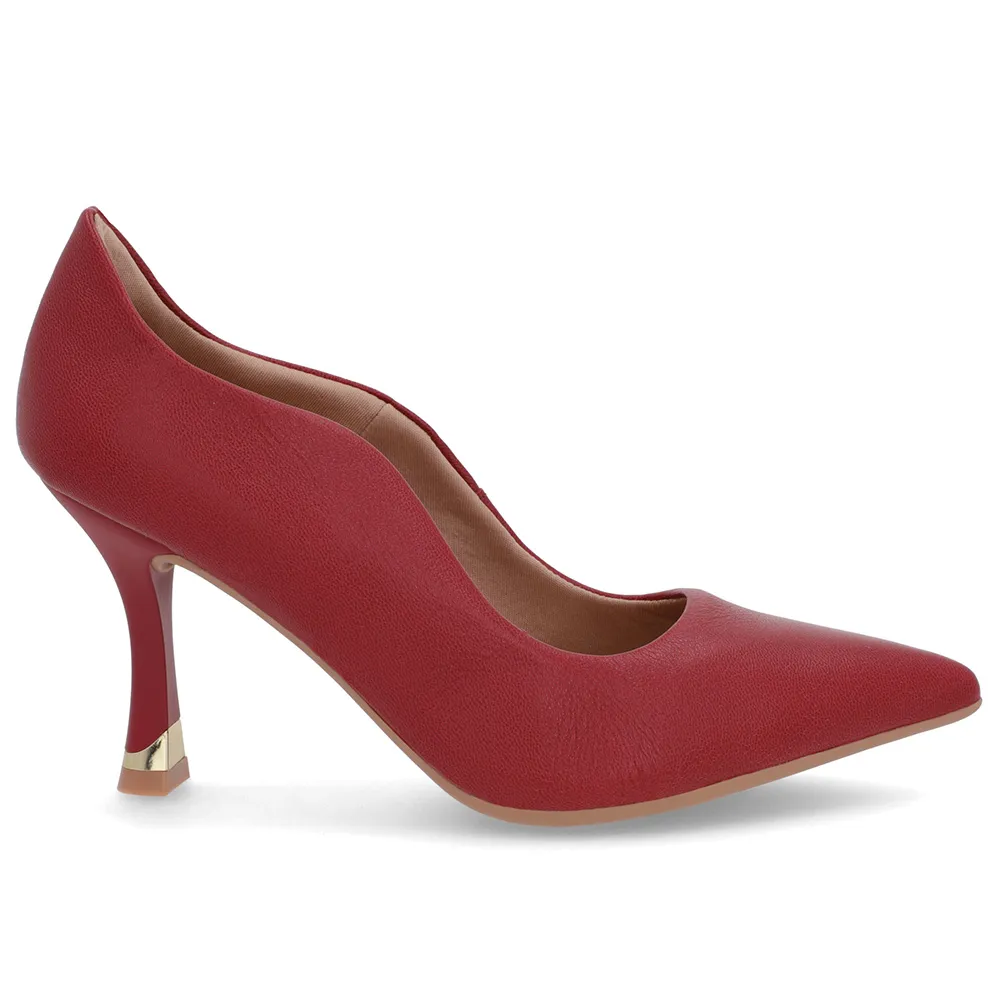 Escarpins à bout pointu en cuir rouge avec détails découpés