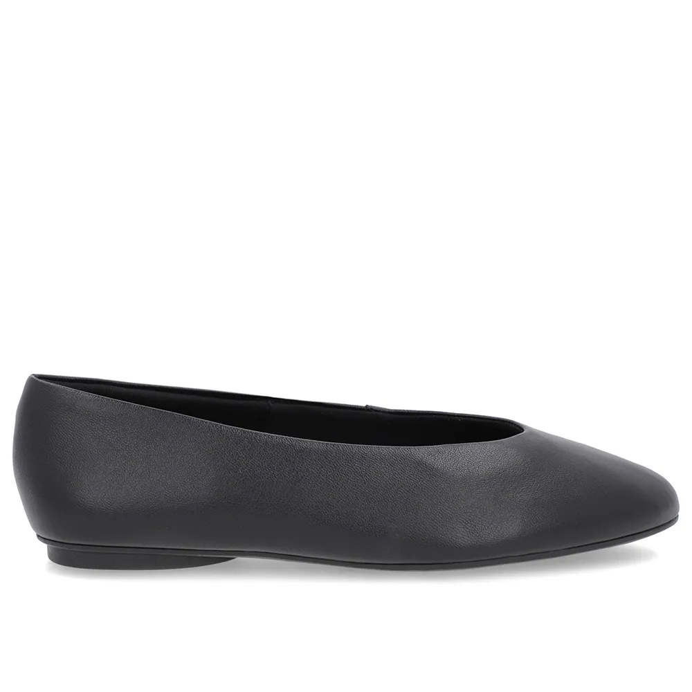 Baskets en cuir noir avec bout noir