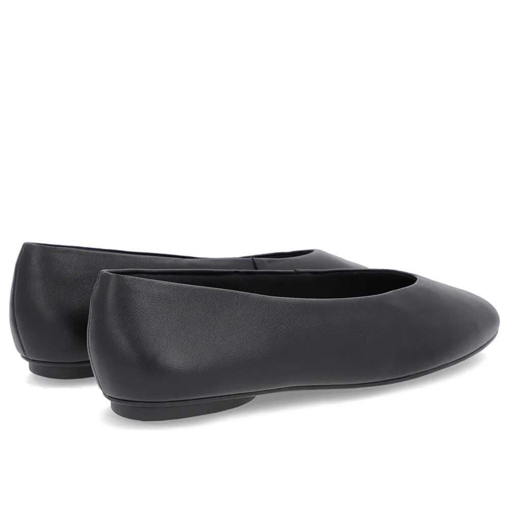 Baskets en cuir noir avec bout noir