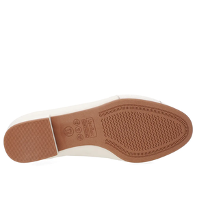 Escarpins à bout rond en cuir blanc ivoire avec côtés en tissu