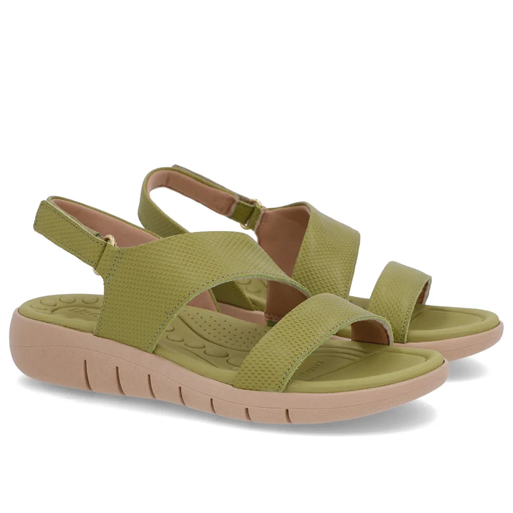 Sandale en cuir vert avec bride à fermoir flexible