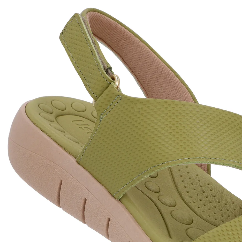 Sandale en cuir vert avec bride à fermoir flexible