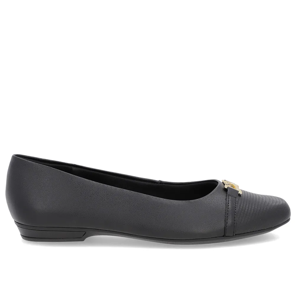 Baskets en cuir noir avec bout noir