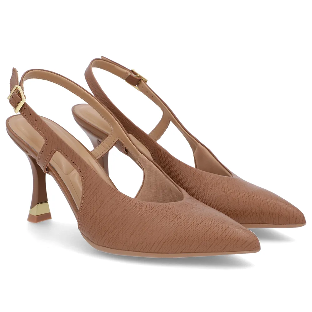 Escarpins marron à brides latérales et cuir texturé