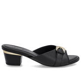 Sabots ornés de cuir noir