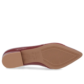 Scarpin Vermelho Verniz Bico Fino Enfeite