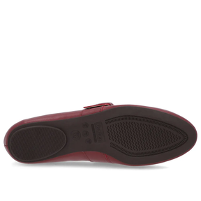 Baskets en cuir rouge avec boucle