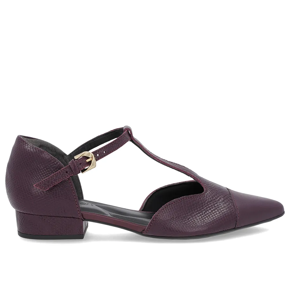 Escarpins en cuir violet à talon carré fermé