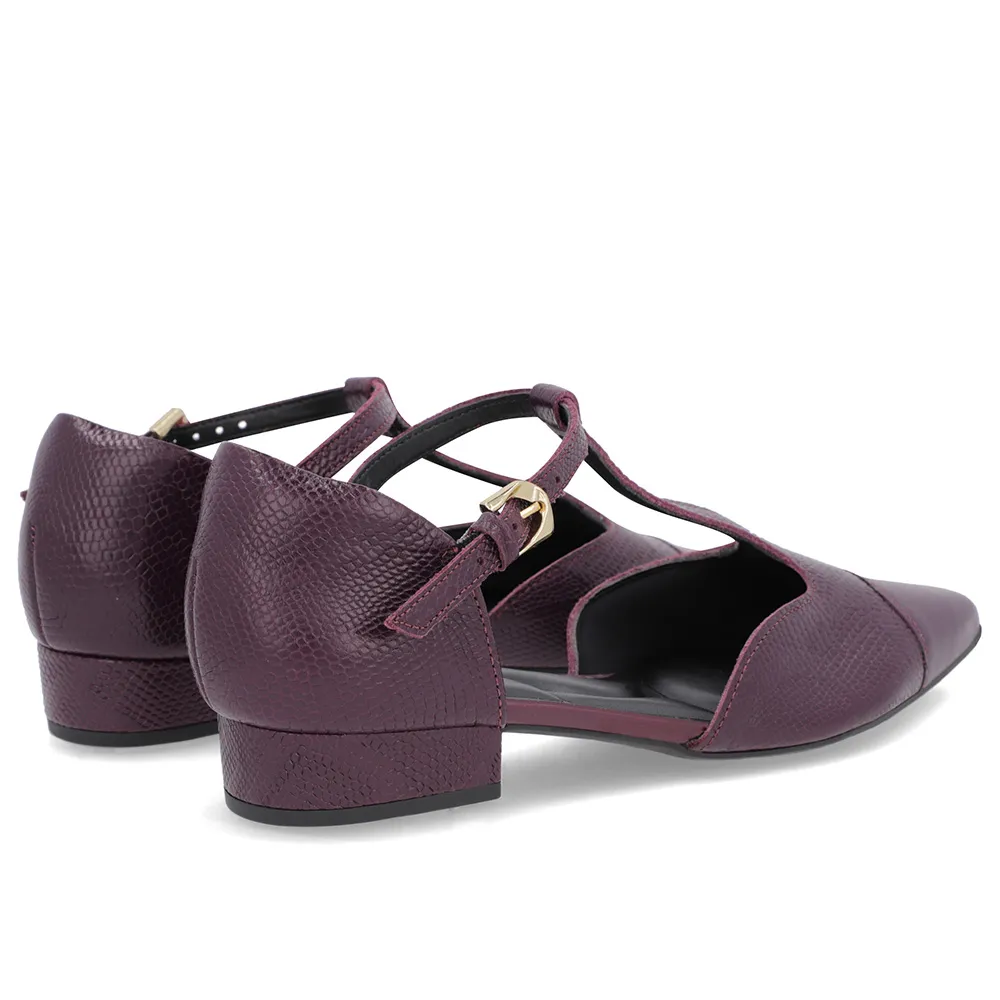 Escarpins en cuir violet à talon carré fermé