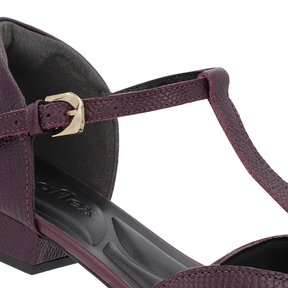 Escarpins en cuir violet à talon carré fermé