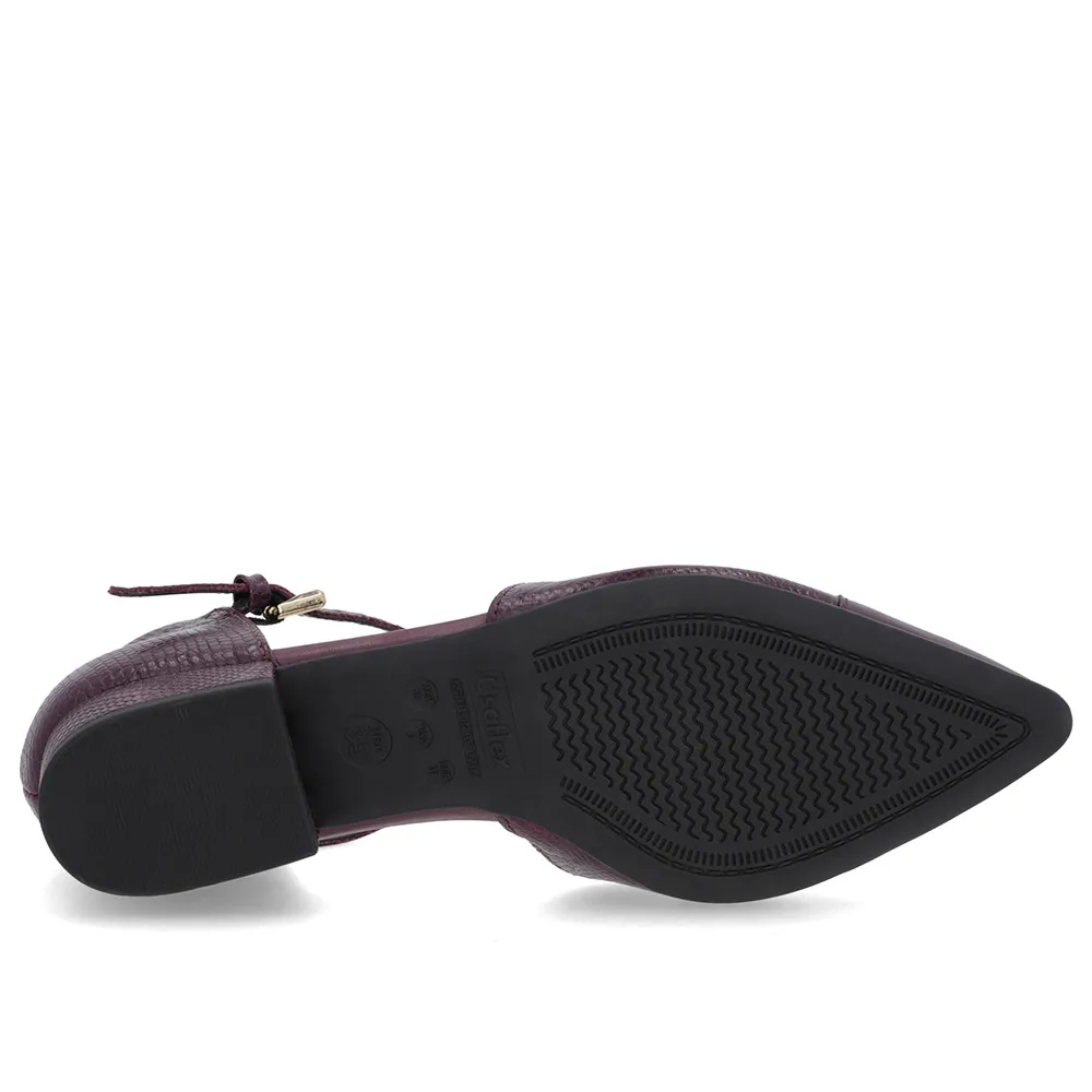 Escarpins en cuir violet à talon carré fermé