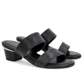 Sabots en cuir noir avec brides texturées