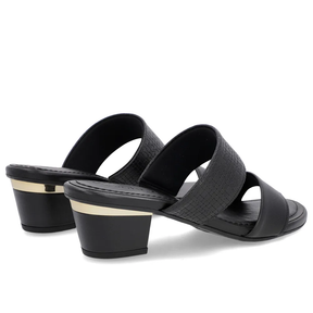 Sabots en cuir noir avec brides texturées