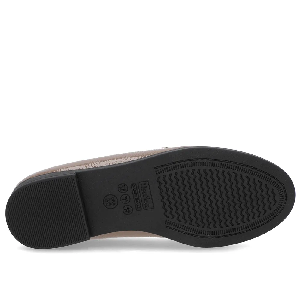 Mocassin en cuir marron clair avec sangle