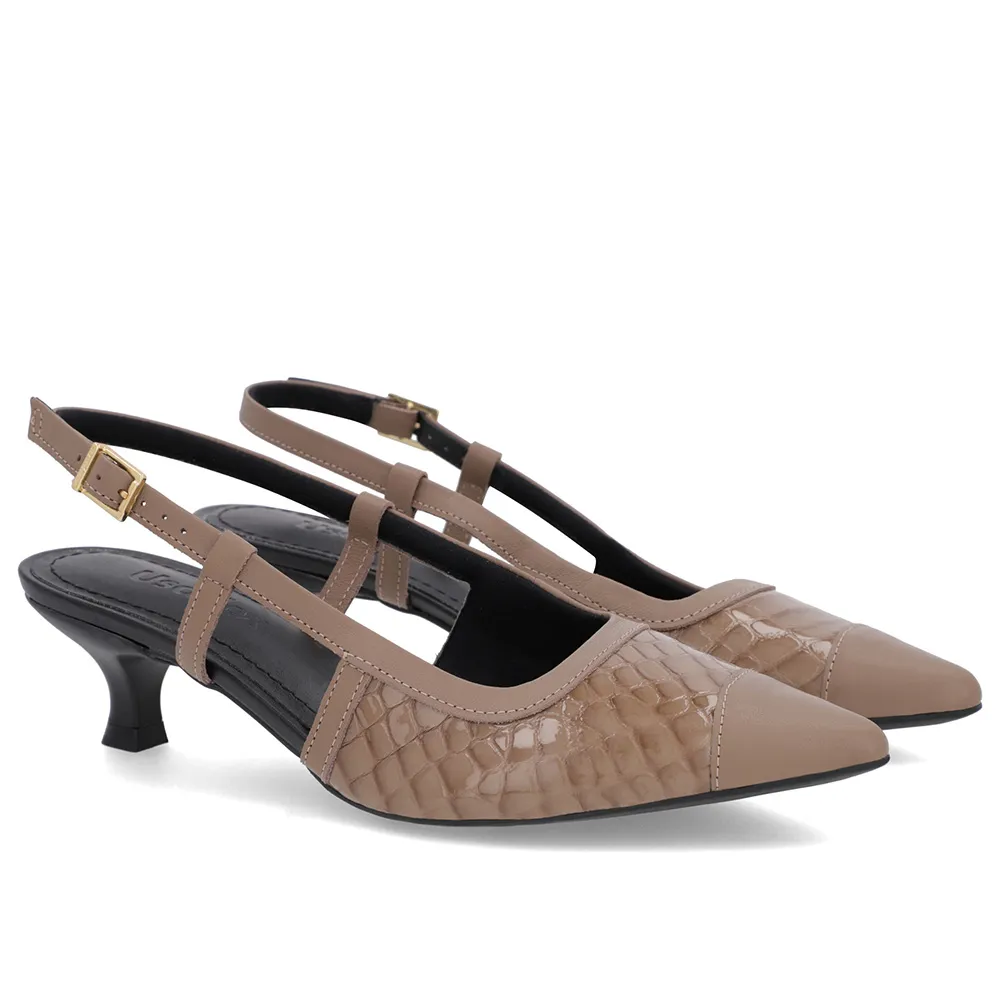 Escarpins marron à bride arrière et talon chaton en cuir de crocodile